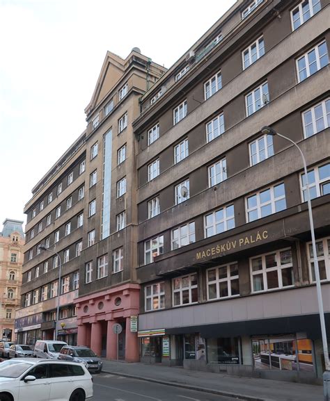 Vinohradská 2165/48 (Adresa) • Mapy.cz.